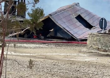 Pensiunea Ferma Dacilor de la Tohani era ridicată fără autorizaţie şi avea doar un certificat de edificare, emis în 2020