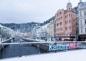 MAE a emis o alertă de călătorie pentru Cehia: E cod roșu de ninsori