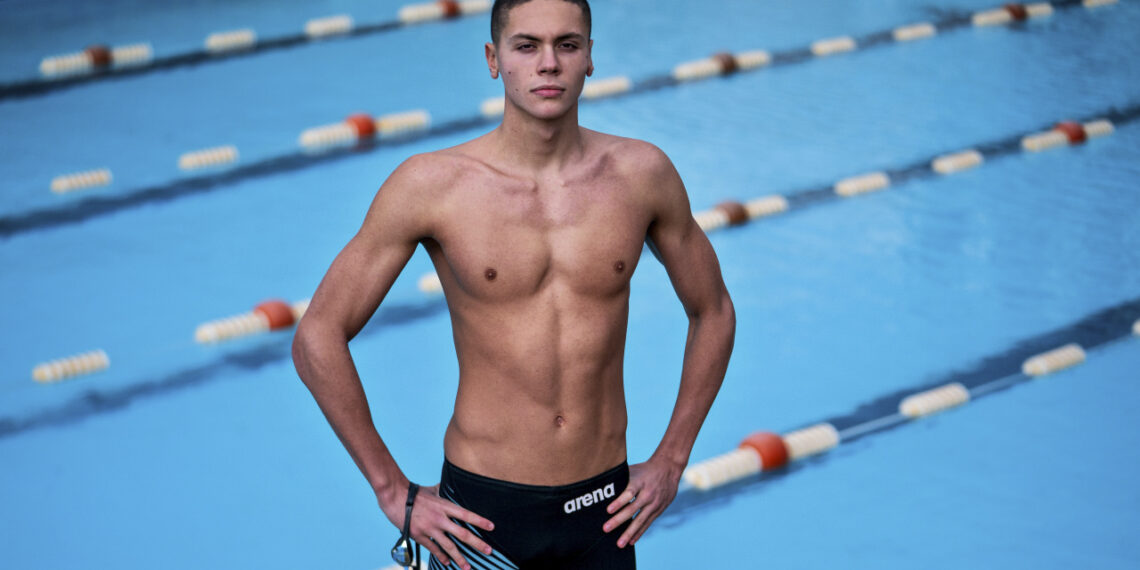 David Popovici s-a calificat în finală la 100 m liber, la Europenele în bazin scurt
