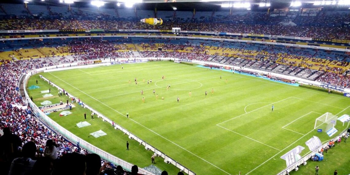 Interdicție pentru 25 de suporteri gazdă și 8 oaspeți la meciul FCSB – Oțelul Galați