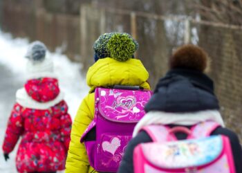 Vacanță de iarna 2023-2024. Cand începe și câte zile libere au elevii