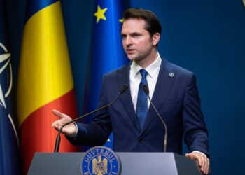 Ministrul Sebastian Burduja a făcut plângere penală după ce imaginea i-a fost folosită într-o înșelătorie deep fake