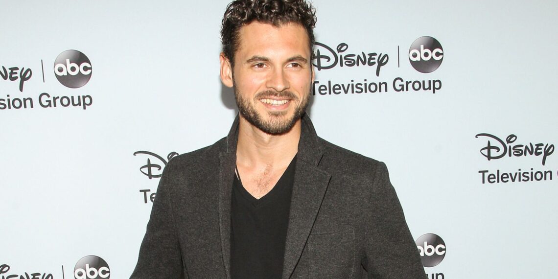 Actorul Adan Canto, cunoscut pentru rolurile din „The Cleaning Lady”, „Designated Survivor” și „Narcos”, a murit la 42 de ani