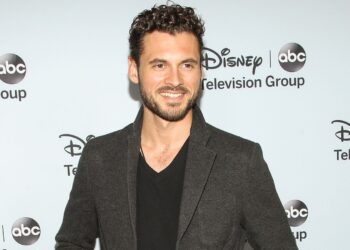 Actorul Adan Canto, cunoscut pentru rolurile din „The Cleaning Lady”, „Designated Survivor” și „Narcos”, a murit la 42 de ani