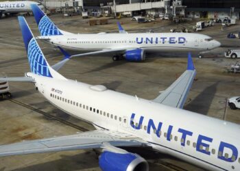 Elemente fixate superficial au fost descoperite la avioane Boeing 737 Max 9, potrivit anchetei Alaska Airlines și United Airlines