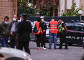 Cine este tânărul reținut în cazul uciderii celor două românce prietene din Italia