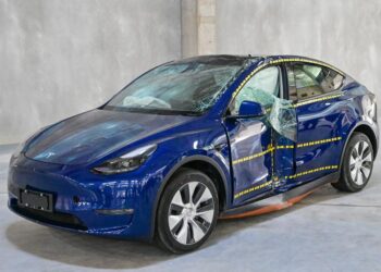 De ce e scump RCA-ul la o electrică