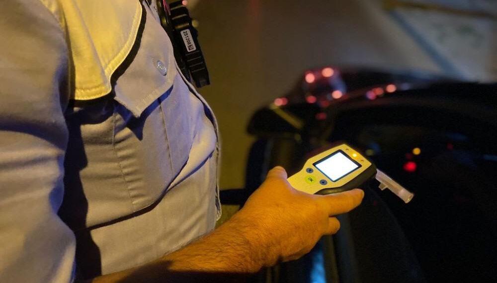 Medic de la INML: Aparatele cu care se fac testele care confirmă prezenţa şi tipul drogurilor sunt uzate moral şi fizic, nu pot acoperi spectrul substanţelor care circulă acum pe piaţa neagră