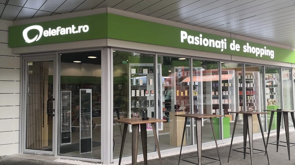 Magazinul online Elefant.ro își cere insolvența