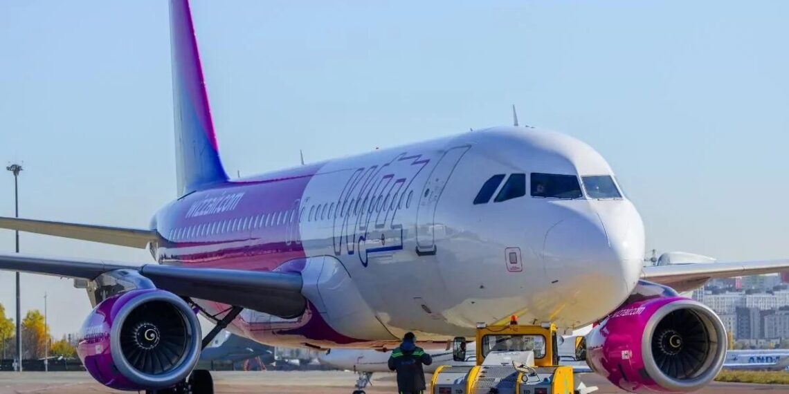 Wizz Air suspendă 20 de curse spre şi dinspre şase aeroporturi din România
