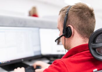 Un bărbat din Argeș a sunat la 112 de 31.000 de ori în cursul unui an