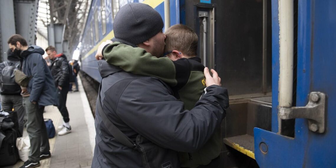 Ucrainenii cu vârste cuprinse între 18 și 60 de ani nu mai au voie să se apropie de granița cu România și cu R. Moldova