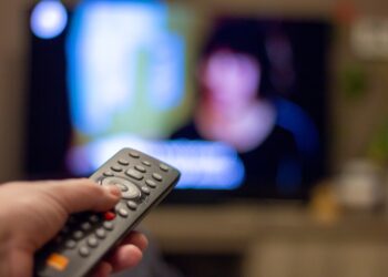 Un nou show de televiziune, cu două vedete îndrăgite, apare pe TV. Despre ce emisune este vorba