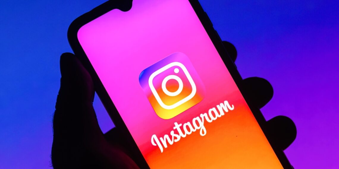 Utilizatorii Instagram vor vedea mai puțin conținut pe care Meta îl consideră „politic”, cu excepția cazului în care optează pentru asta