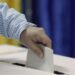 Sondaj INSCOP: 57% dintre români au părere bună despre comasarea alegerilor. Intenţii de vot la europarlamentare: PSD-PNL – 43,7%, AUR – 20,6%