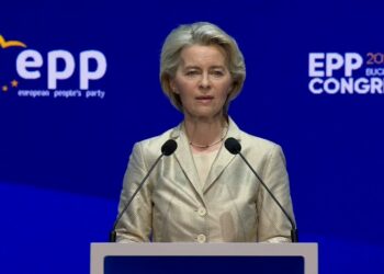 Ursula von der Leyen, desemnată la Bucureşti candidata popularilor europeni pentru un nou mandat la şefia CE