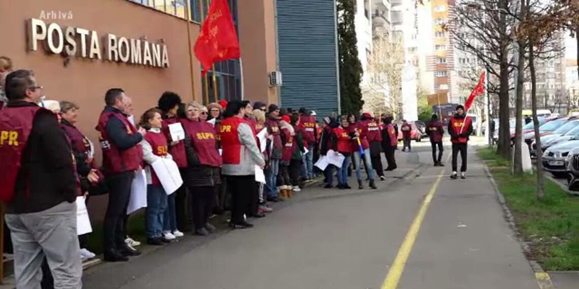 Salariile poștașilor vor crește în două tranșe, în acest an. Noul contract colectiv de muncă de la Poșta Română a fost semnat