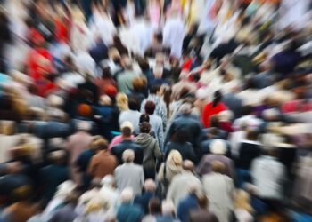 Ne împuținăm și îmbătrânim.Populația României este în scădere comparativ cu 2023, arată INS