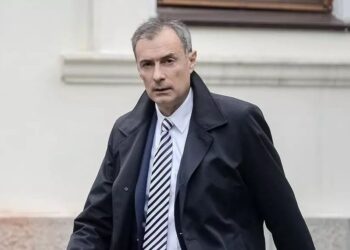Foştii şefi ai SRI, Florian Coldea şi Dumitru Dumbravă, puşi sub control judiciar pe cauţiune