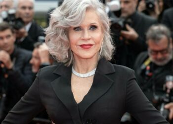VIDEO | Jane Fonda, apariție de neuitat. Actrița în vârstă de 86 de ani a făcut furori pe covorul roșu la Festivalul de la Cannes