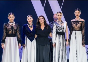 Oana Manoliu, debut de senzație pe scena mare a designului vestimentar din România
