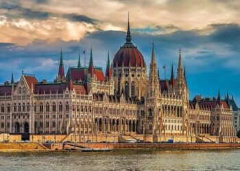 Politico: Casa Albă are în vedere Budapesta pentru un posibil summit Trump-Putin-Zelenski