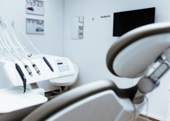 Ministerul Sănătății a descoperit nereguli majore la clinica din București unde o fetiță de 2 ani a murit în timpul unei intervenții stomatologice.