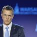 Ionuț Moșteanu și-a dat demisia din funcția de ministru al Apărării