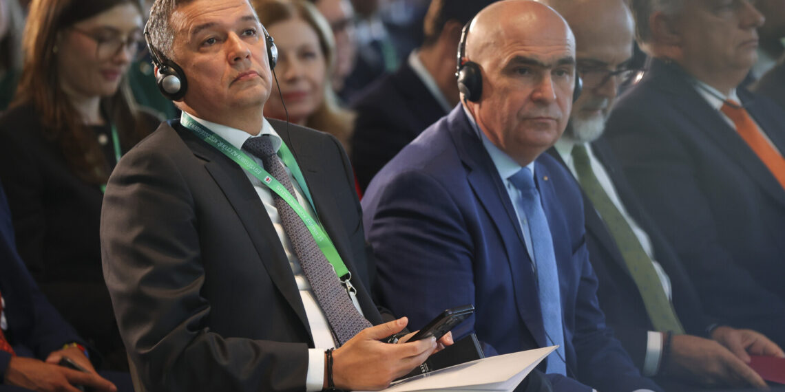 PSD pune presiune pe premierul Ilie Bolojan și amenință cu ieșirea de la guvernare dacă Diana Buzoianu nu este demisă