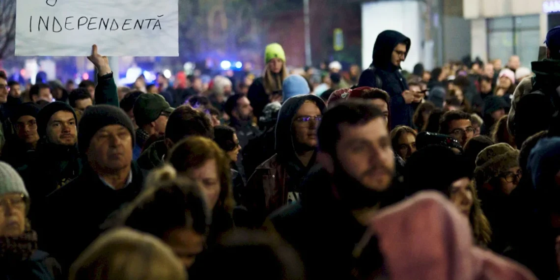 Protestele pentru justiție continuă: mii de oameni, a patra zi consecutiv, în stradă