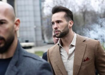 Peste 1 milion de lire sterline confiscate fraților Tate, folosite pentru combaterea violenței asupra femeilor și fetelor în Marea Britanie