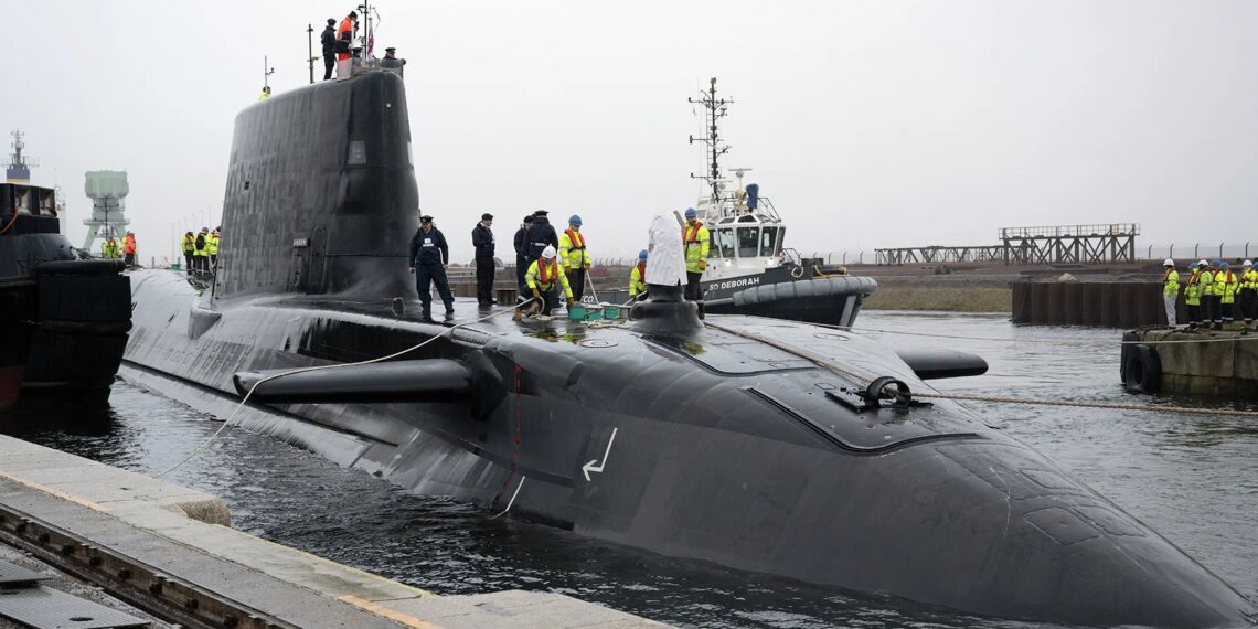 Submarin nuclear britanic în Marea Arabiei. HMS Anson, capabil să lovească ținte la peste 1.600 km