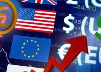 Euro se apropie de 5,10 lei pe fondul crizei politice. Leul, sub presiune puternică