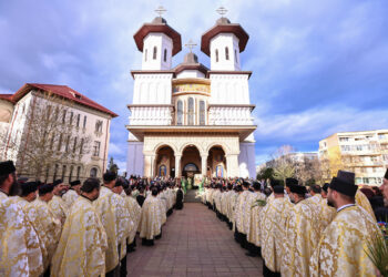 Floriile 2026: când sunt și ce tradiții trebuie respectate pentru sănătate și noroc