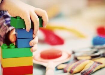 Calendarul de înscriere la creșă și grădiniță 2026 a fost publicat. Ce trebuie să știe părinții