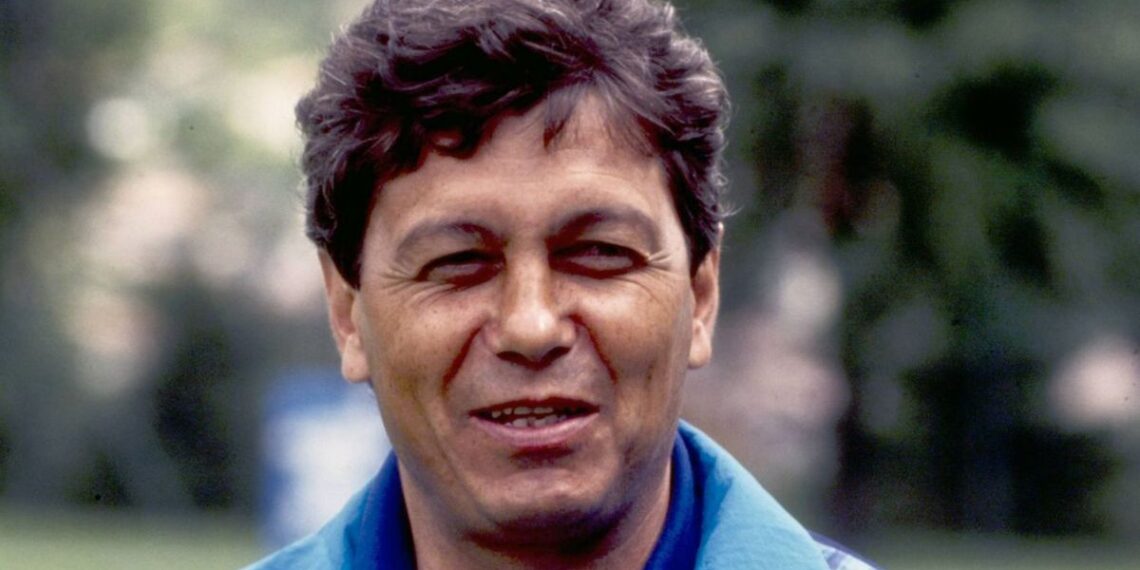 Cine a fost Mircea Lucescu. Povestea unuia dintre cei mai mari antrenori din istoria fotbalului românesc