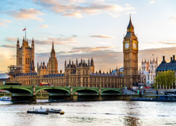 Decizie-șoc în Marea Britanie. Țara interzice fumatul, ministrul Sănătății anunță un moment istoric