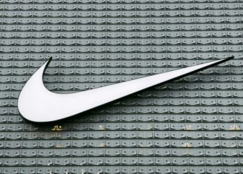 Nike anunță noi concedieri: 1.400 de angajați dați afară după un prim val de 800