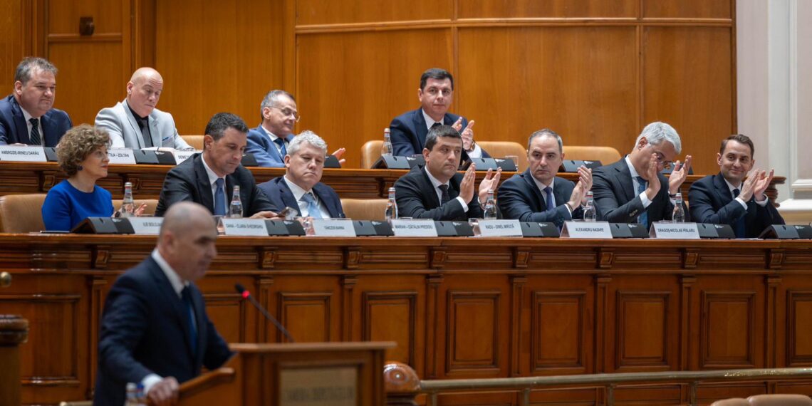 Bolojan face radiografia statului român. Administrația publică, pusă la „dietă”, după ce a suferit de „obezitate morbidă”. Angajări masive la stat în 2024
