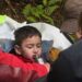 Alexandru, băiețelul găsit după două nopți în pădure, are mușcături de căpușe și pneumonie. Medicii vorbesc despre un caz rar de supraviețuire