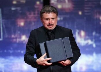 Cristian Mungiu câștigă din nou Palme d’Or la Cannes, după 19 ani. „Fjord” transformă regizorul român într-un nume rar al cinematografiei mondiale