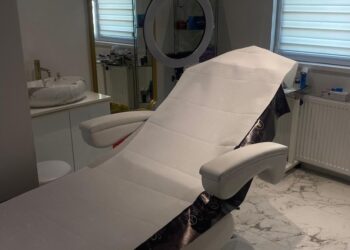 Ce clinică de estetică a fost vizată de percheziții în operațiunea Jupiter. Proprietara a ajuns la audieri